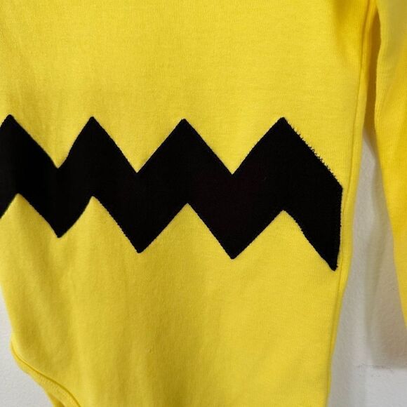 Primary Gender Neutral Baby Charlie Brown Handmade Yellow Long sleeve Onesie - Picture 5 of 7